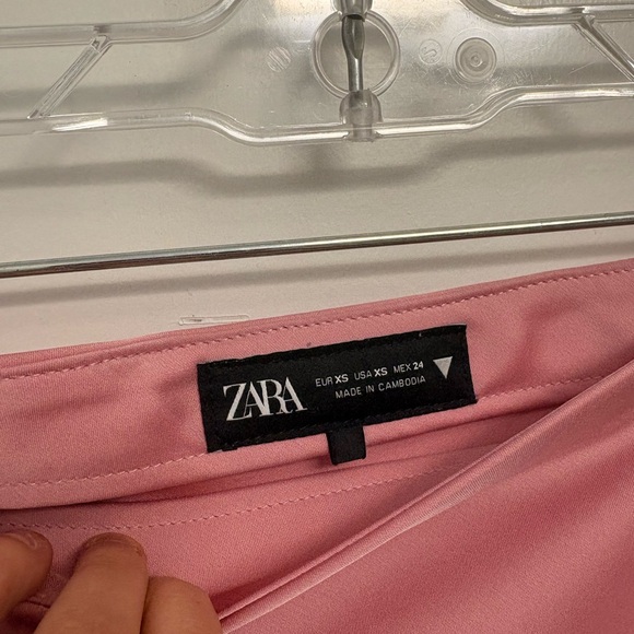 Zara Pink Satin maxi skirt elastic waist - Picture 4 of 4